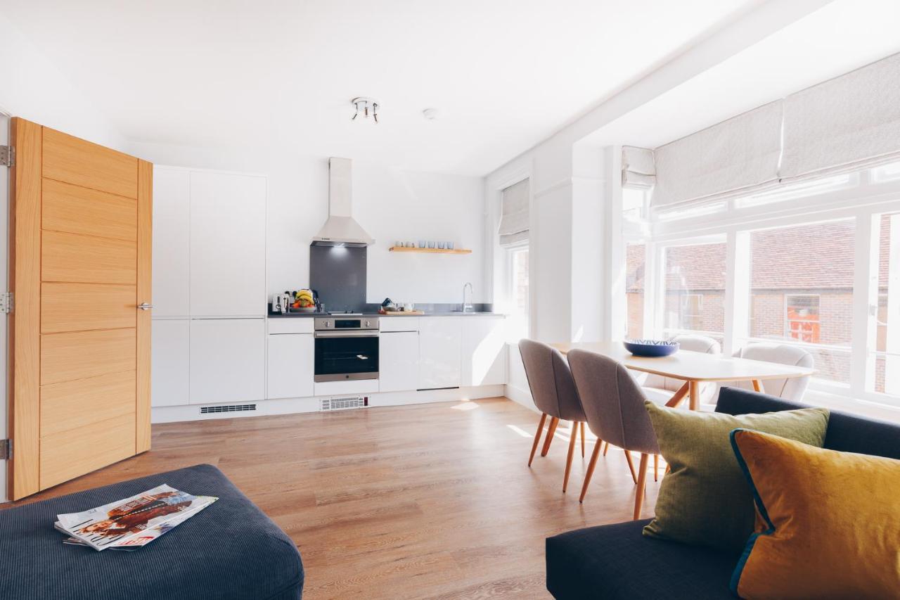South Street Apartments شيشستر المظهر الخارجي الصورة